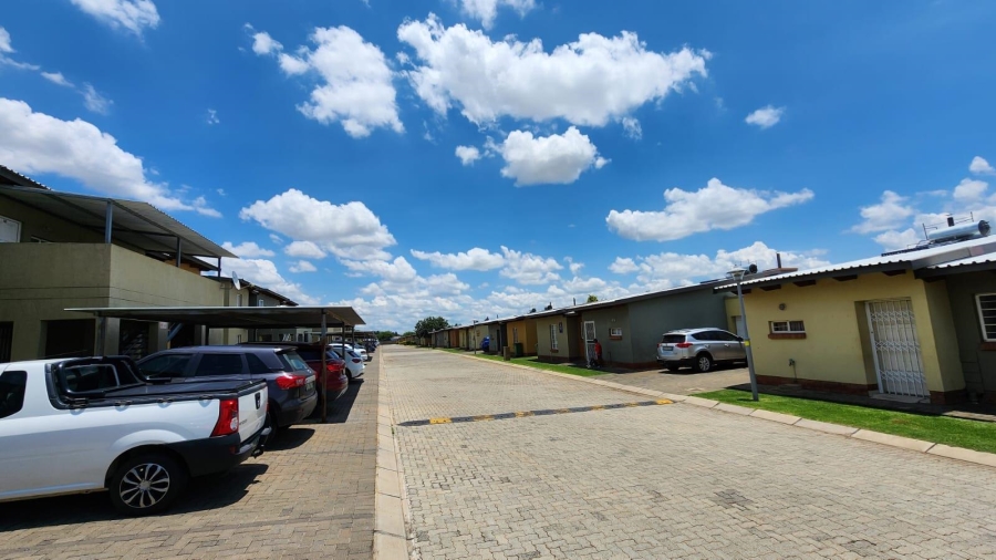 3 Bedroom Property for Sale in Waterval East North West